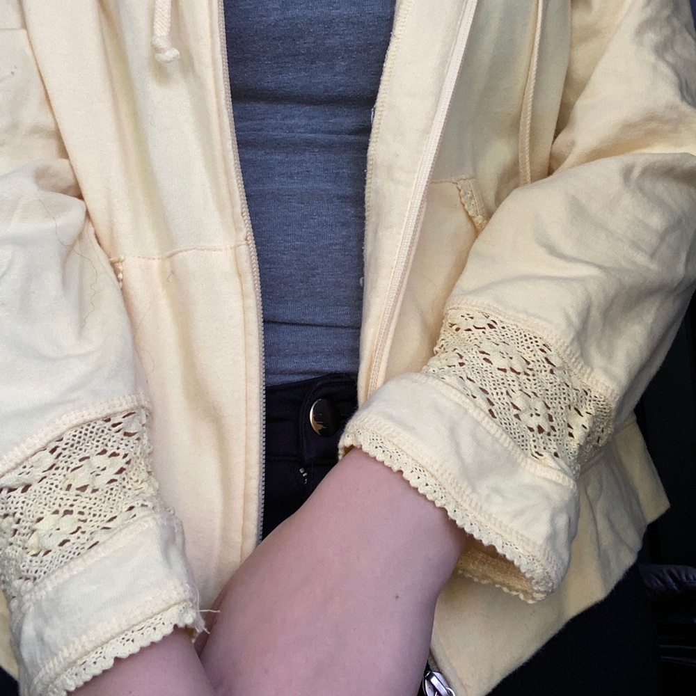 Pastel Yellow Zip-up hoodie - Picture 3 of 3